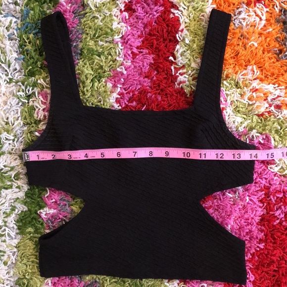 Sparkle & Fade black cutout crop tank top, M - Picture 7 of 8